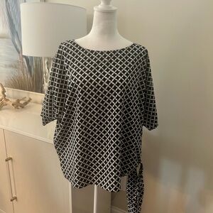 Michael Kors Black/White Top Sz Large